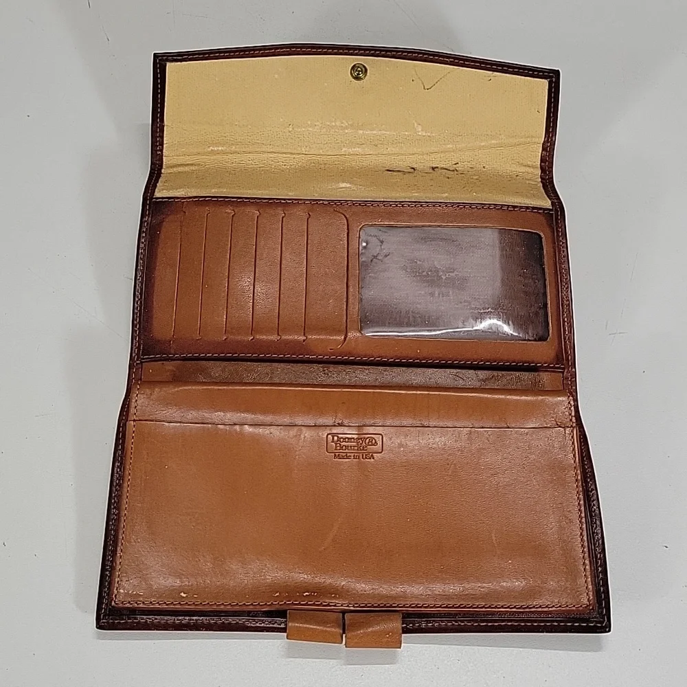 Dooney & Bourke used good
